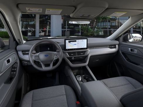 New 2026 Ford Explorer Active RWD image 9