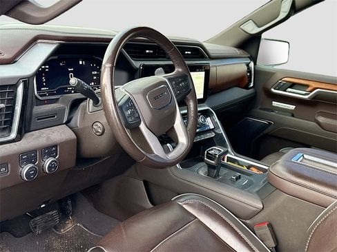 Used 2022 GMC Sierra 1500 Denali image 7