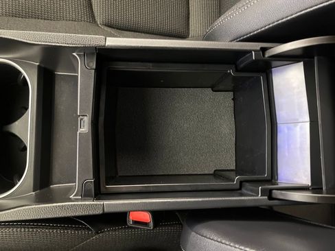 Certified 2025 Toyota bZ4X FWD image 23