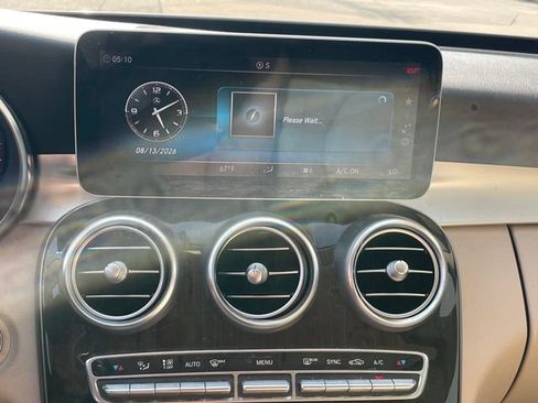 Used 2019 Mercedes-Benz C 300 Sedan image 13