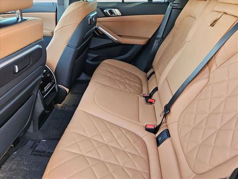 New 2026 BMW X6 xDrive40i image 16