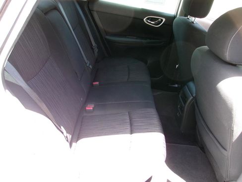 Used 2019 Nissan Sentra SV w/ Special Edition Package image 16