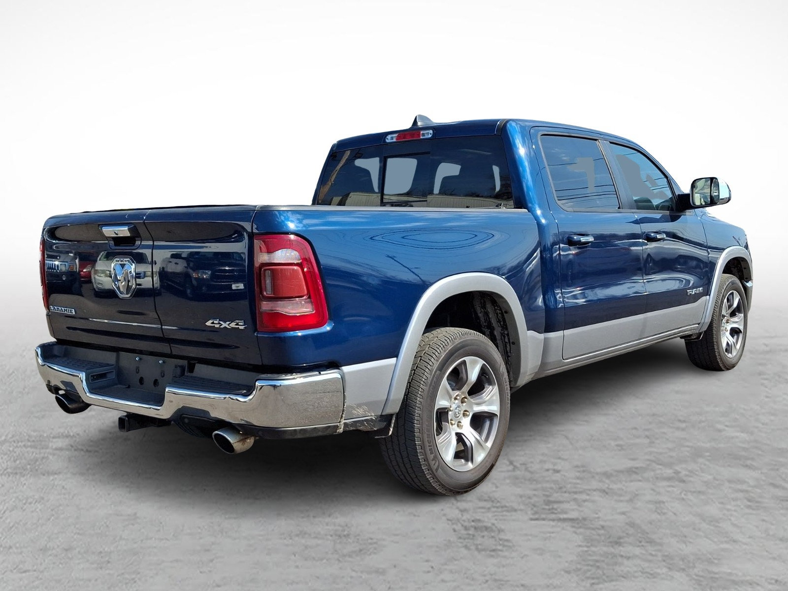 Used 2020 RAM 1500 Laramie AWD/4WD image 6