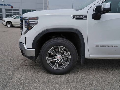 Used 2025 GMC Sierra 1500 SLT AWD/4WD image 11