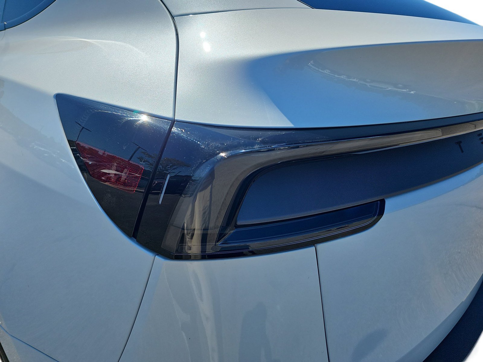 Used 2026 Tesla Model Y AWD image 32