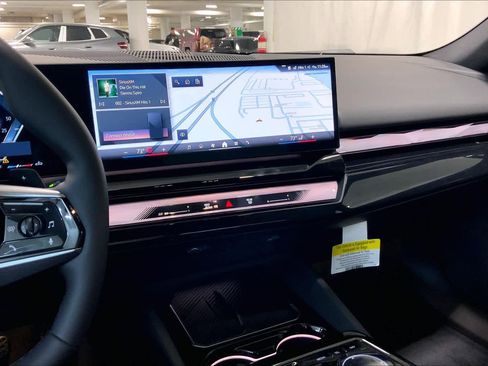 New 2026 BMW 530i xDrive w/ Premium Package image 6