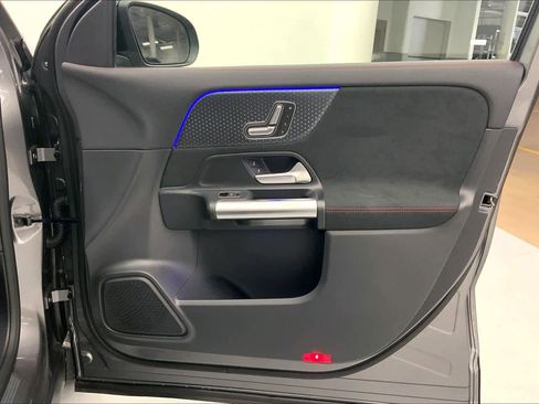 New 2026 Mercedes-Benz GLA 250 image 10