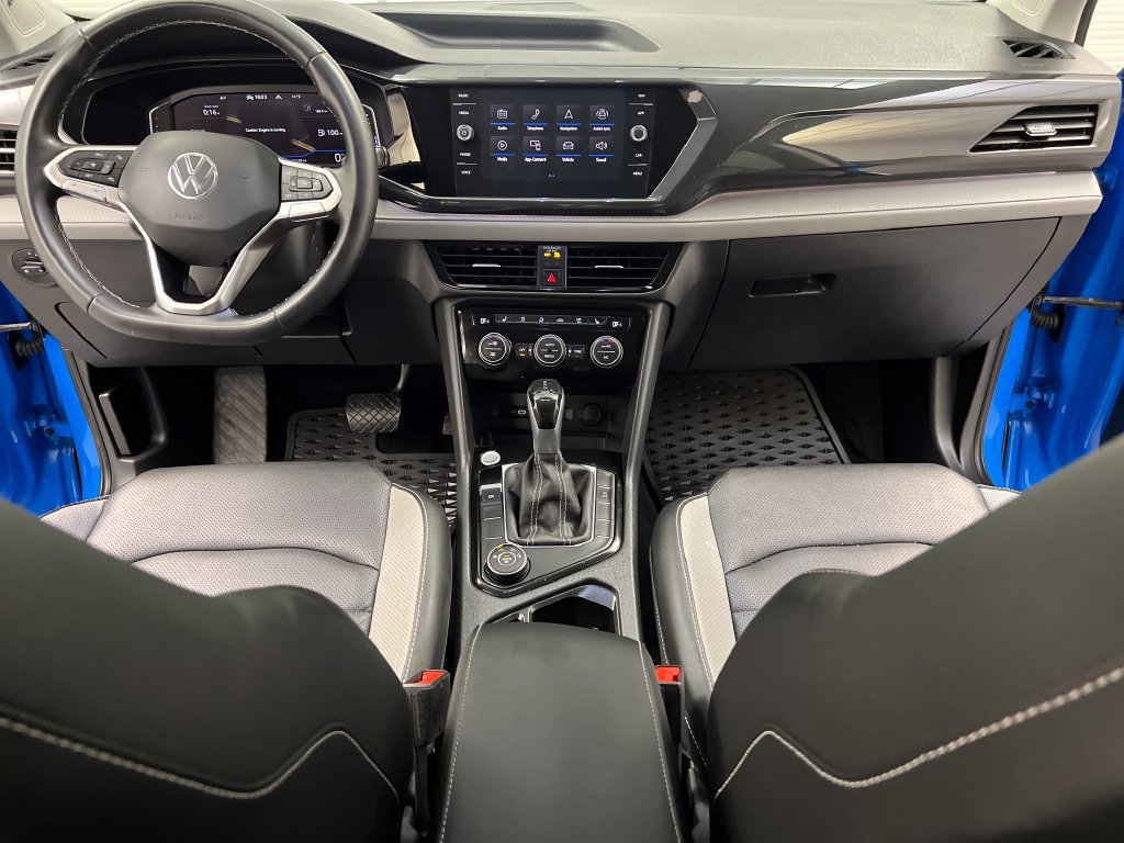 Used 2022 Volkswagen Taos SEL w/ Panoramic Sunroof Package AWD/4WD image 43