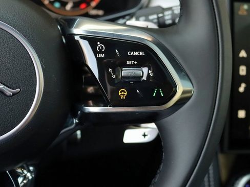 Used 2026 Jaguar F-PACE R-Dynamic S AWD/4WD image 17