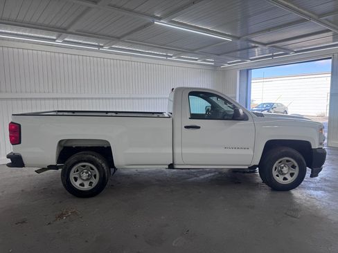 Used 2017 Chevrolet Silverado 1500 W/T RWD image 4