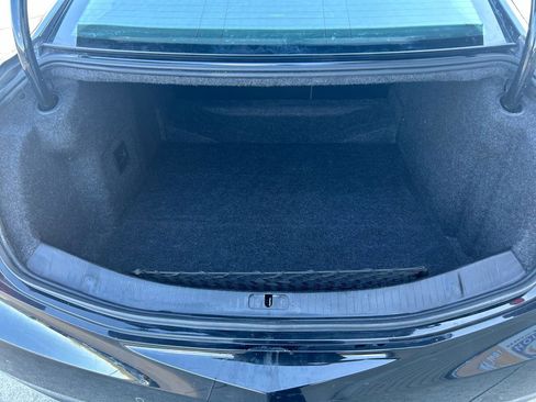 Used 2017 Cadillac XTS Luxury FWD image 17