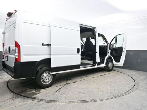 Used 2024 RAM ProMaster 2500 w/ Convenience Group image 43
