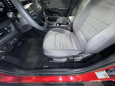 New 2025 Kia K4 EX image 15