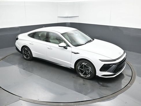 New 2026 Hyundai Sonata SEL FWD image 50