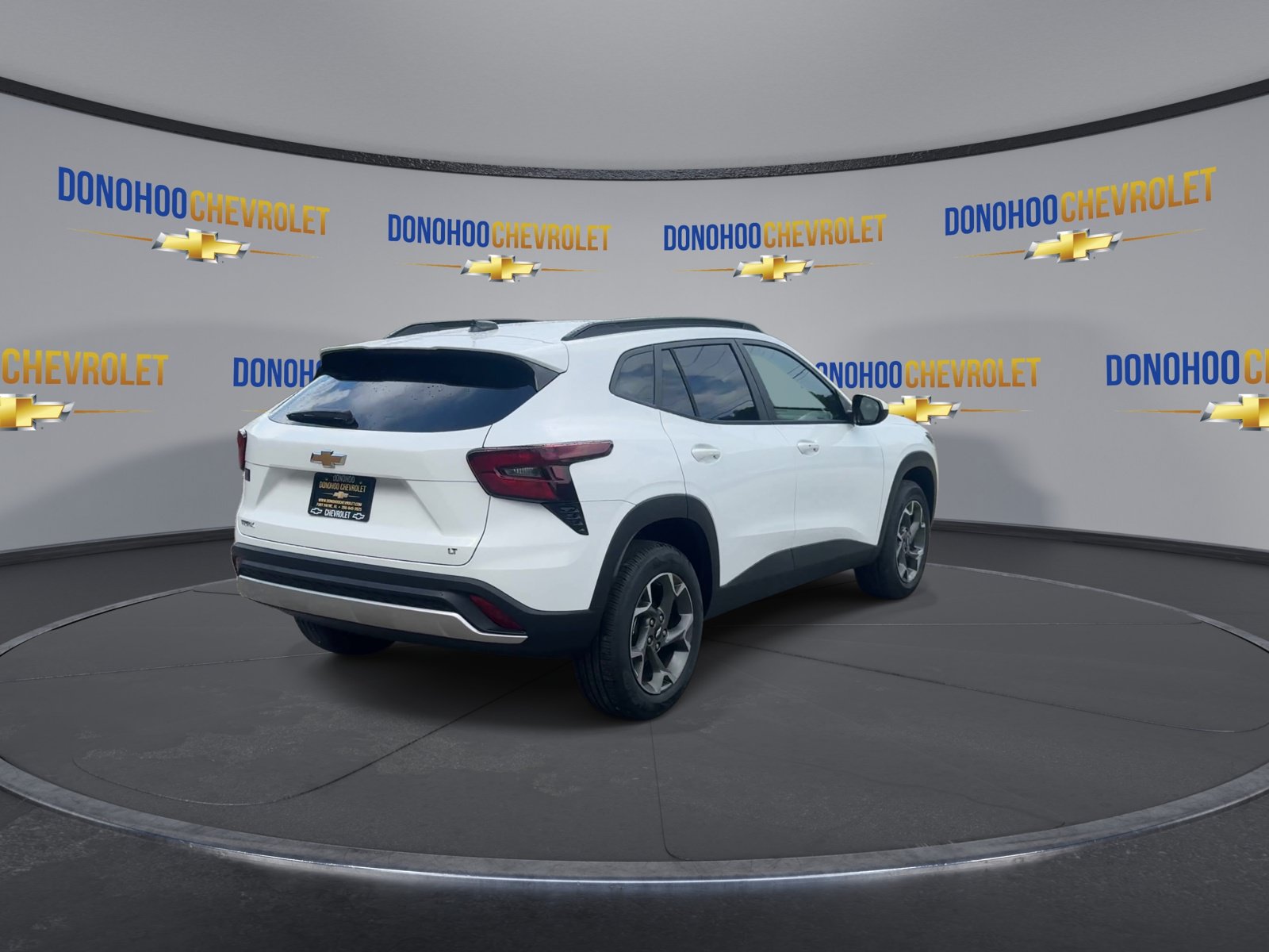 New 2026 Chevrolet Trax LT w/ LT Convenience Package FWD image 11