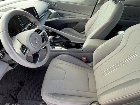 Used 2021 Hyundai Elantra SEL w/ Convenience Package FWD image 28