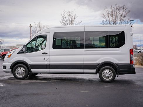 Used 2022 Ford Transit 350 XLT image 9