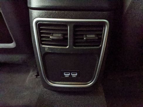 Used 2022 Dodge Charger Scat Pack w/ Driver Convenience Group image 20