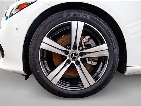 Certified 2026 Mercedes-Benz C 300 4MATIC Sedan image 9
