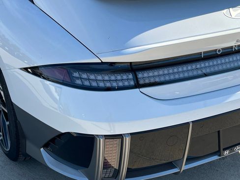New 2025 Hyundai Ioniq 6 SEL image 12