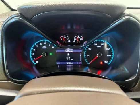 Used 2019 GMC Canyon SLE w/ SLE Convenience Package image 16