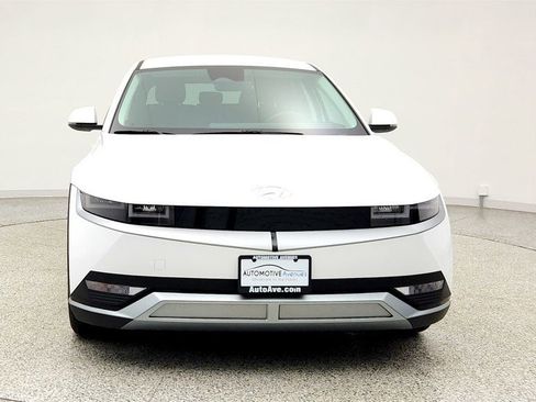 Used 2024 Hyundai Ioniq 5 SE image 2