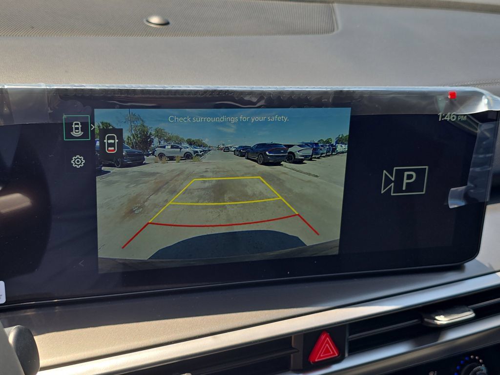 New 2026 Kia Sorento LX FWD image 23