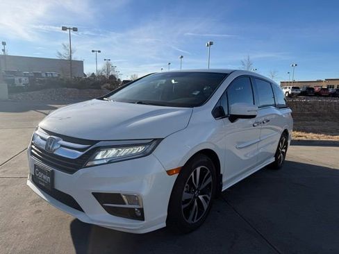 Used 2019 Honda Odyssey Elite image 3