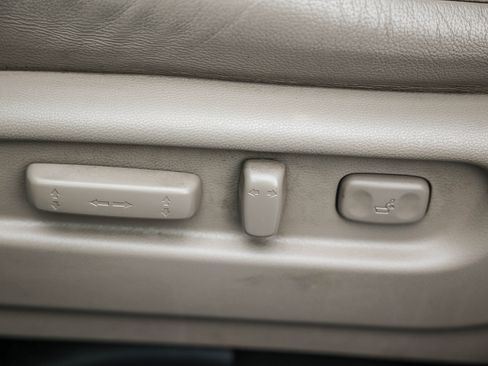 Used 2016 Honda Pilot Elite image 31