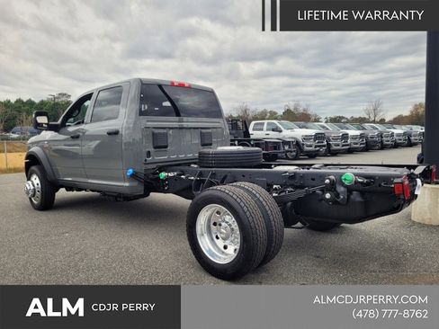 New 2026 RAM 4500 Tradesman w/ Chrome Appearance Group image 9