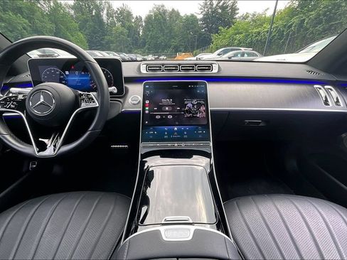 Certified 2022 Mercedes-Benz S 500 4MATIC image 15