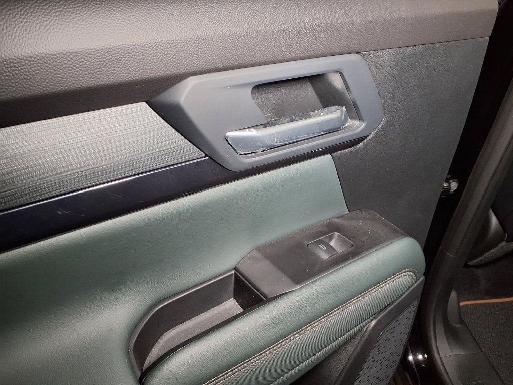 Used 2026 GMC Terrain AT4 w/ Convenience Package III AWD/4WD image 17
