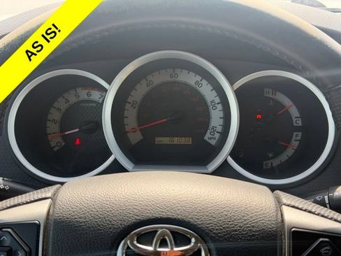 Used 2014 Toyota Tacoma PreRunner w/ SR5 Package RWD image 19