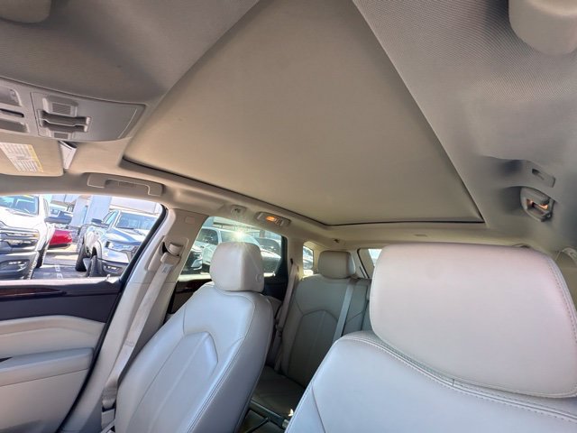Used 2014 Cadillac SRX Luxury w/ Driver Awareness Package FWD image 13