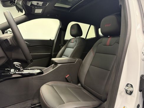 New 2026 Chevrolet Trax RS w/ Sunroof Package image 23