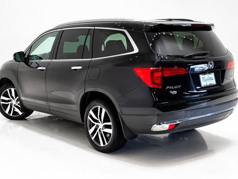 Used 2018 Honda Pilot Elite image 36