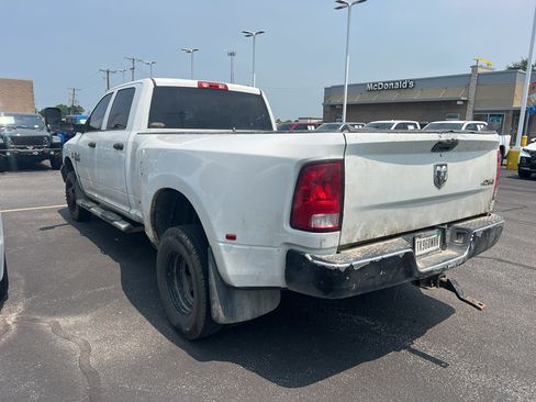 Used 2018 RAM 3500 Tradesman w/ Chrome Appearance Group AWD/4WD image 2