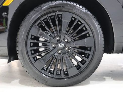 Used 2025 Hyundai Santa Fe Calligraphy FWD image 11