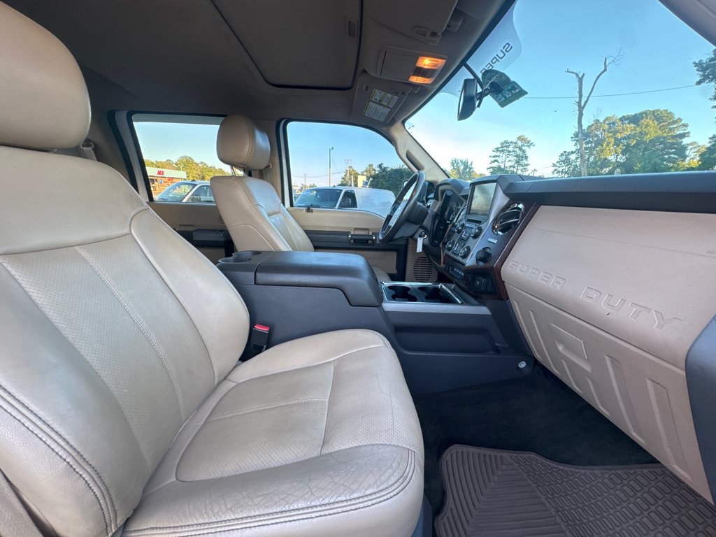 Used 2016 Ford F250 Lariat w/ Lariat Ultimate Package AWD/4WD image 8