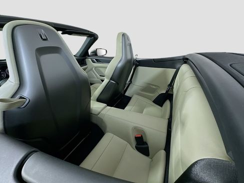 Used 2022 Porsche 911 Carrera image 24