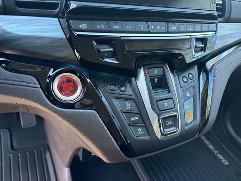 New 2026 Honda Odyssey Elite image 23