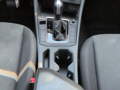 Used 2019 Volkswagen Jetta S FWD image 19
