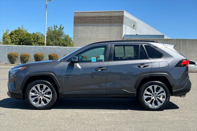 Certified 2022 Toyota RAV4 XLE Premium FWD image 9