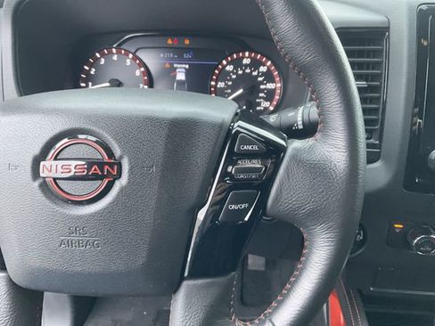 Used 2024 Nissan Frontier PRO-4X image 22