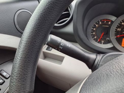 Used 2009 Toyota RAV4 2WD image 16