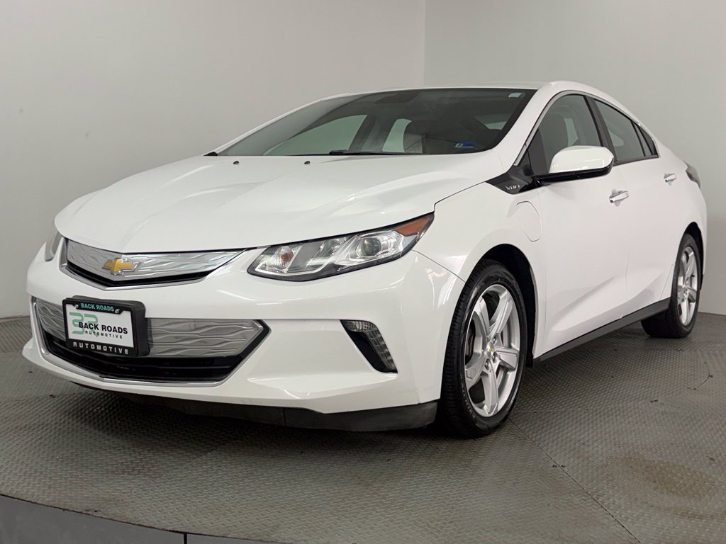 Used 2018 Chevrolet Volt LT FWD image 3