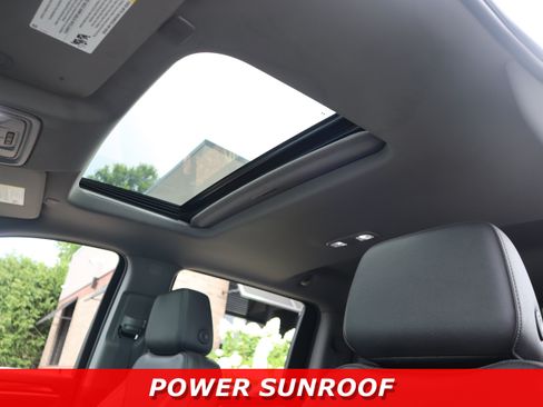 Used 2022 Chevrolet Silverado 1500 LT Trail Boss w/ Convenience Package II AWD/4WD image 27