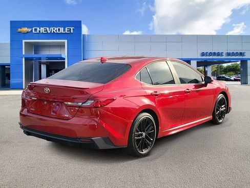 Used 2025 Toyota Camry SE w/ Multimedia Upgrade Package FWD image 4