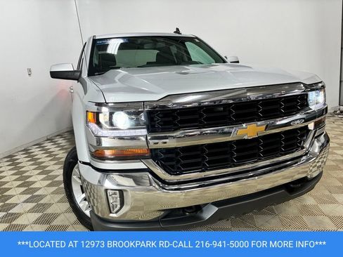 Certified 2017 Chevrolet Silverado 1500 LT w/ All Star Edition AWD/4WD image 3