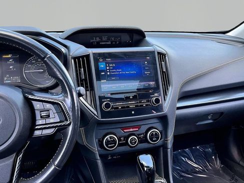 Used 2021 Subaru Crosstrek 2.5i Sport w/ Moonroof Package AWD/4WD image 9